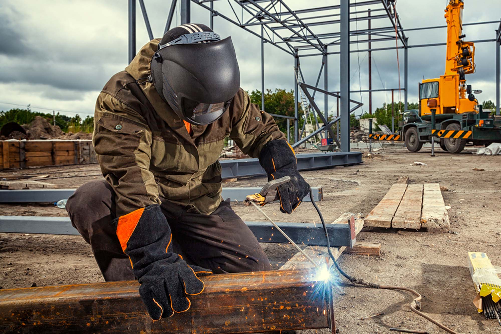 dependable ironworks contractor